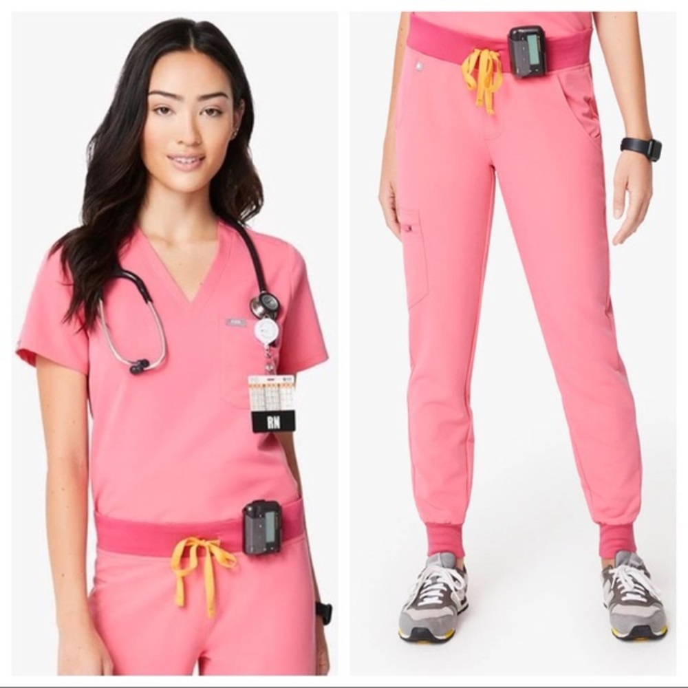FIGS Neon pink Catarina size S top and Zamora joggers size M